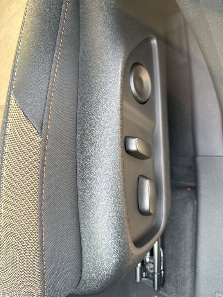 New 2026 Chevrolet Equinox ACTIV image 5