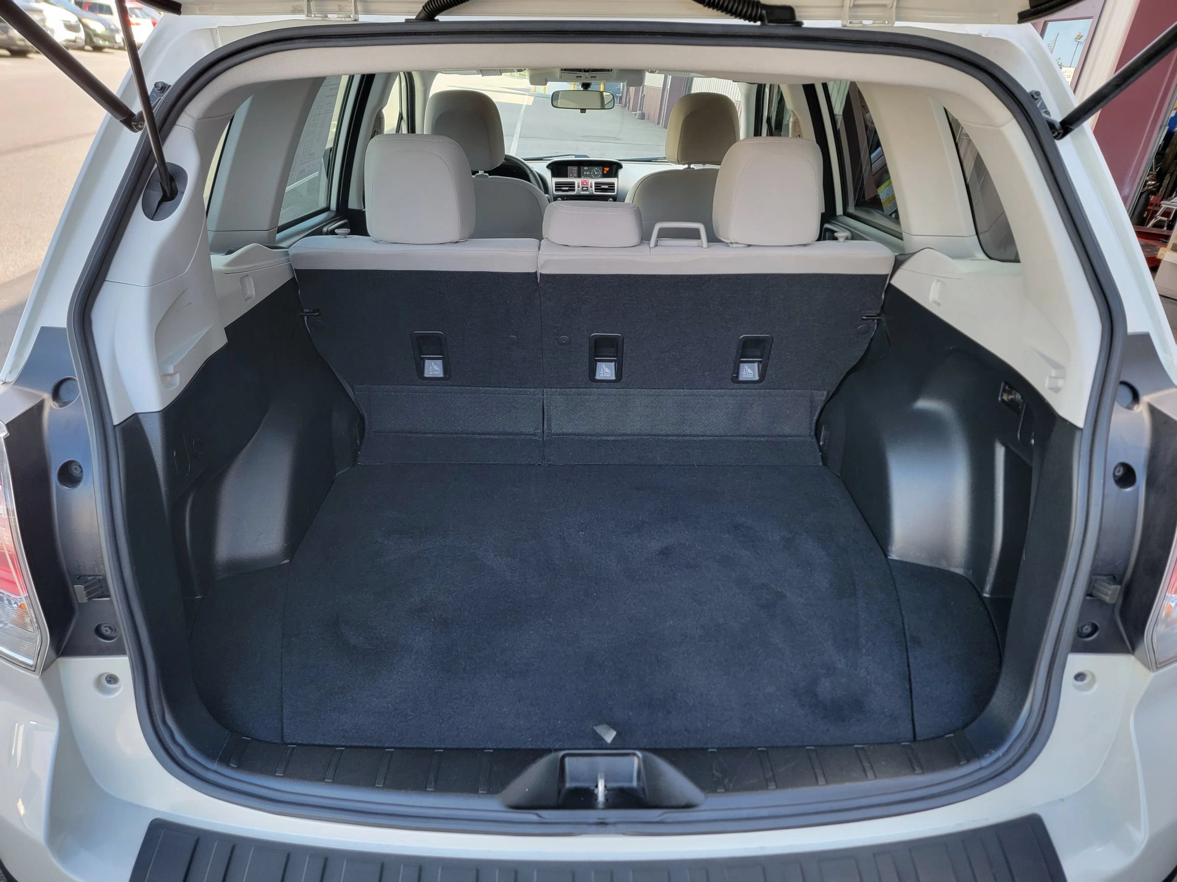 Used 2018 Subaru Forester 2.5i Premium AWD/4WD image 13