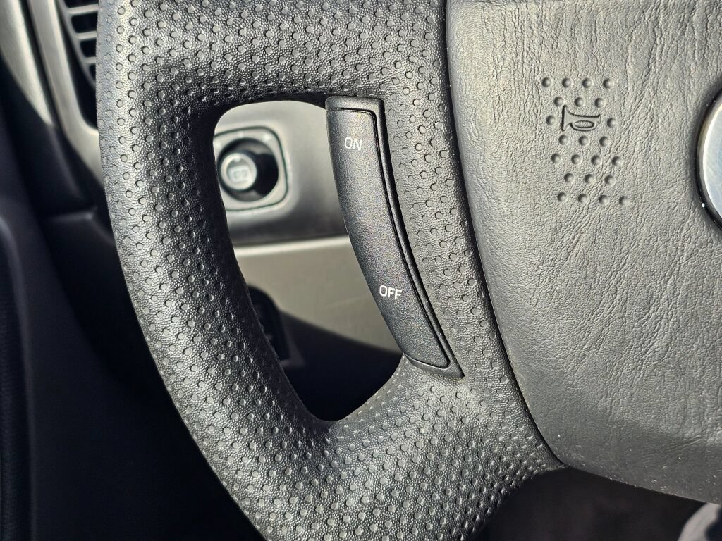 Used 2006 MAZDA Tribute s FWD image 23