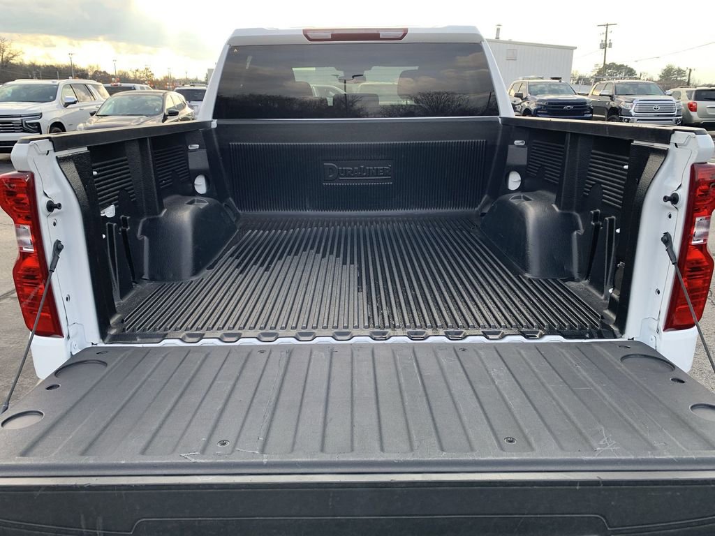 Used 2025 Chevrolet Silverado 1500 LT image 20