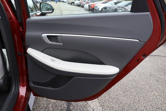 Certified 2025 Hyundai Sonata SEL image 26