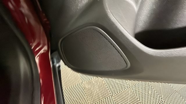Used 2024 Buick Encore GX Preferred FWD image 32