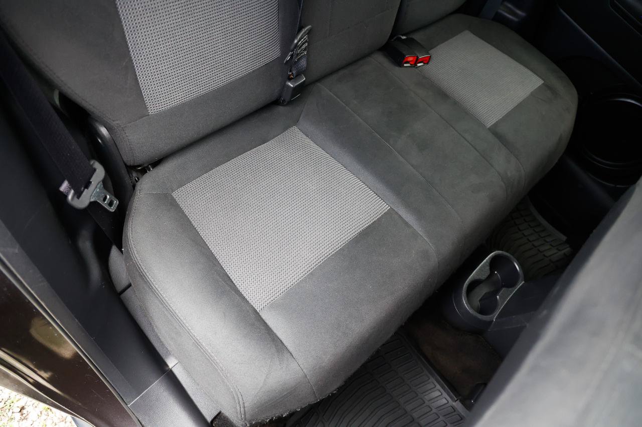 Used 2016 Jeep Patriot Latitude AWD/4WD image 12