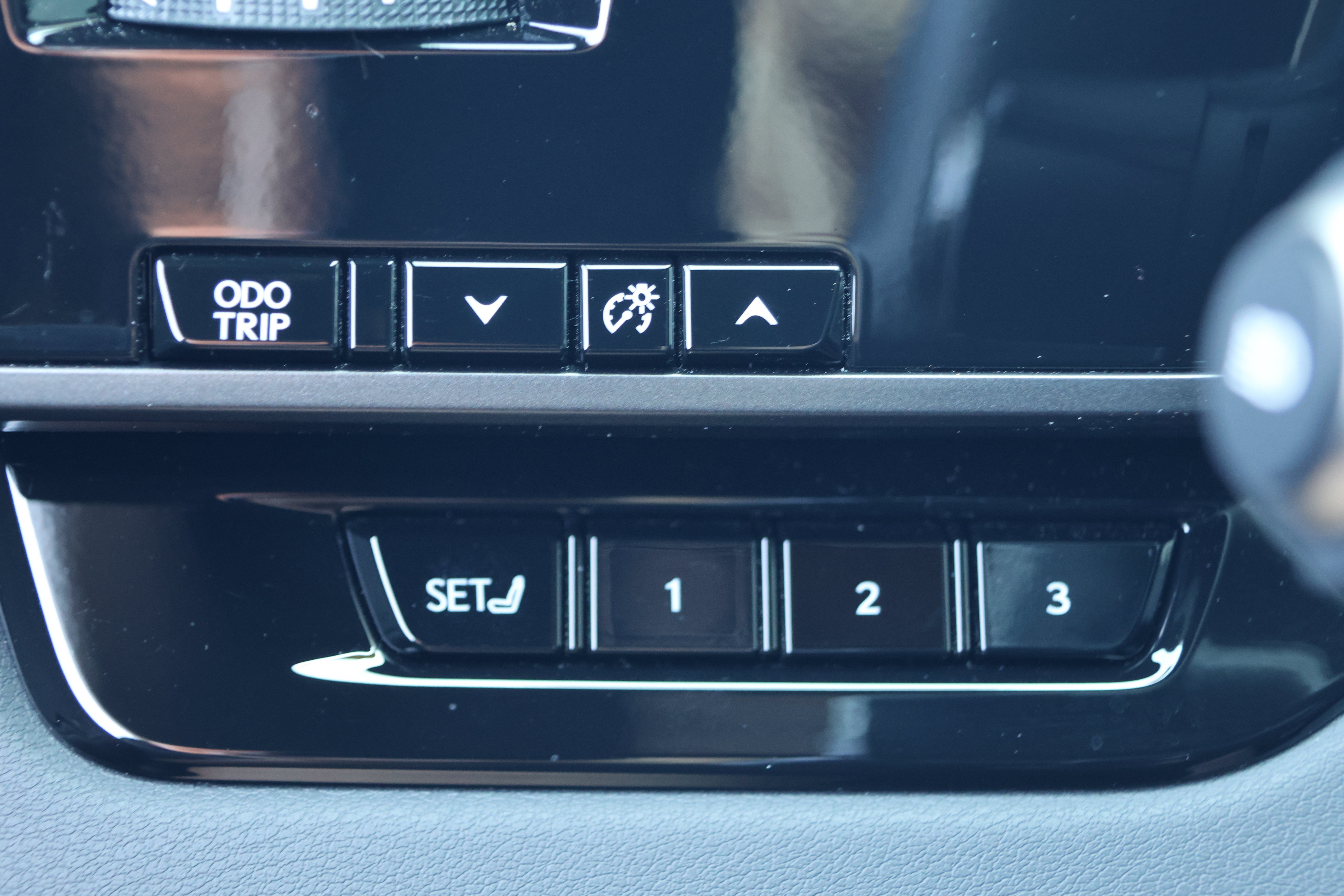 Certified 2023 Lexus RX 500h F Sport w/ Cold Area Package AWD/4WD image 15