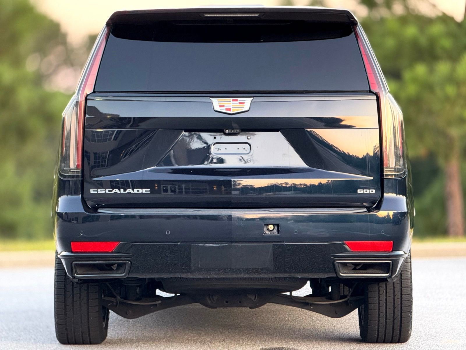 Used 2023 Cadillac Escalade ESV Sport image 5