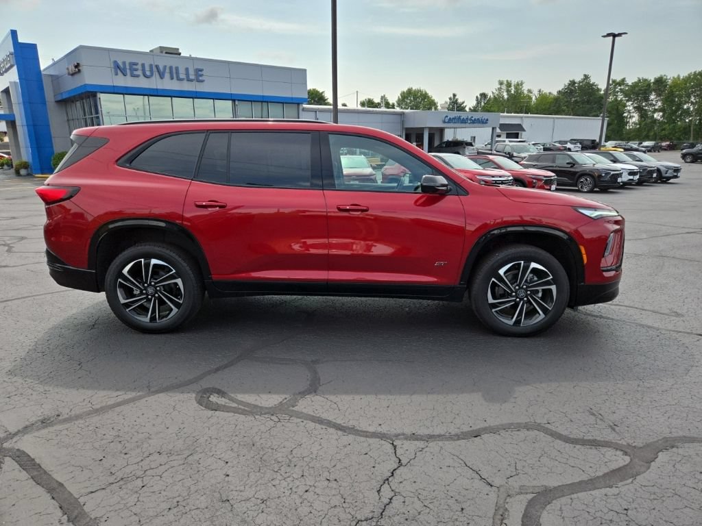 Certified 2026 Buick Enclave Sport Touring AWD/4WD image 1