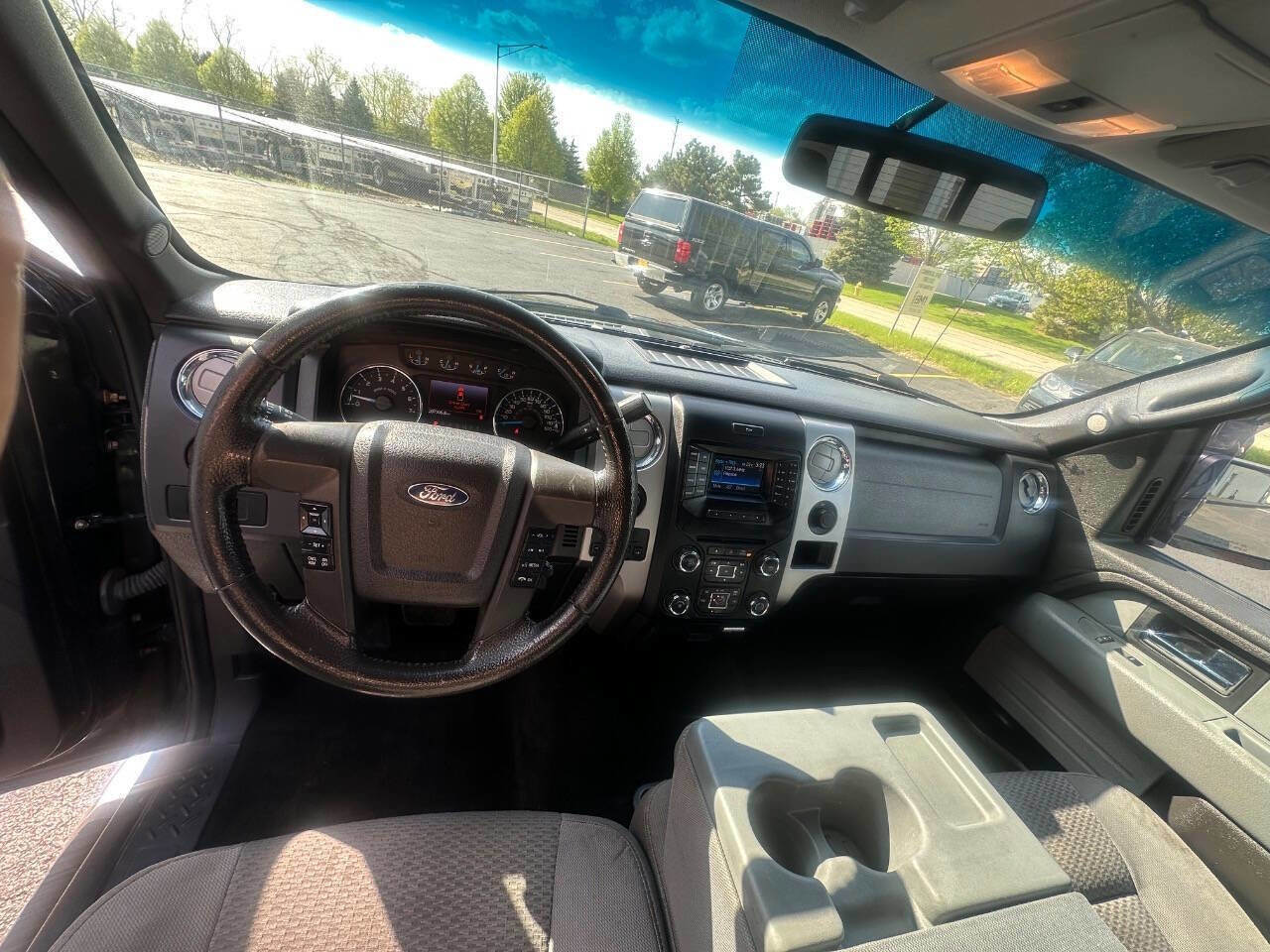 Used 2013 Ford F150 XLT w/ Luxury Equipment Group AWD/4WD image 4
