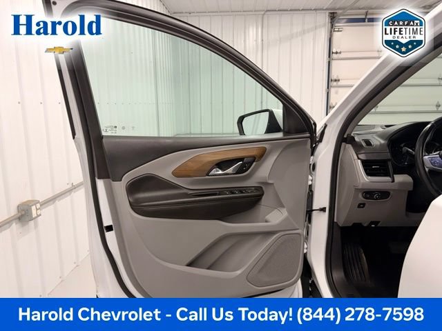 Used 2021 GMC Terrain SLE w/ Driver Convenience Package FWD image 14
