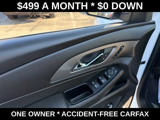 Used 2023 Chevrolet Traverse Premier w/ Redline Edition FWD image 13