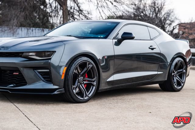 Used 2018 Chevrolet Camaro SS image 48