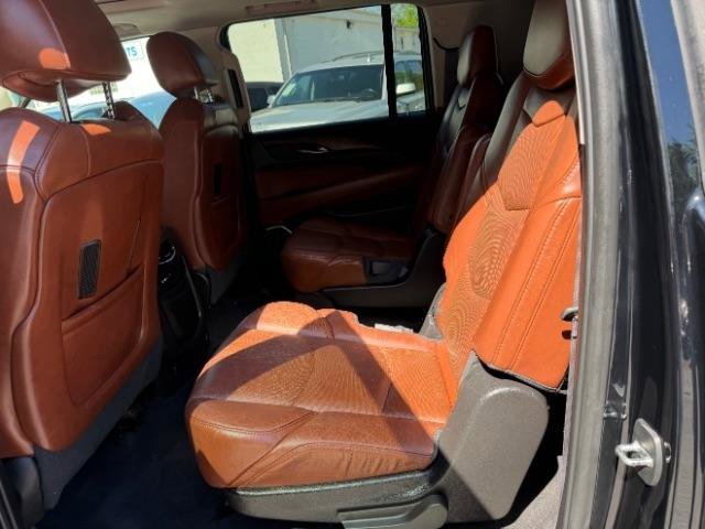 Used 2015 Cadillac Escalade ESV Premium AWD/4WD image 31