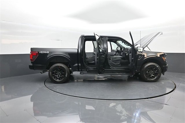 New 2026 Ford F150 XLT w/ Equipment Group 302A MID image 40