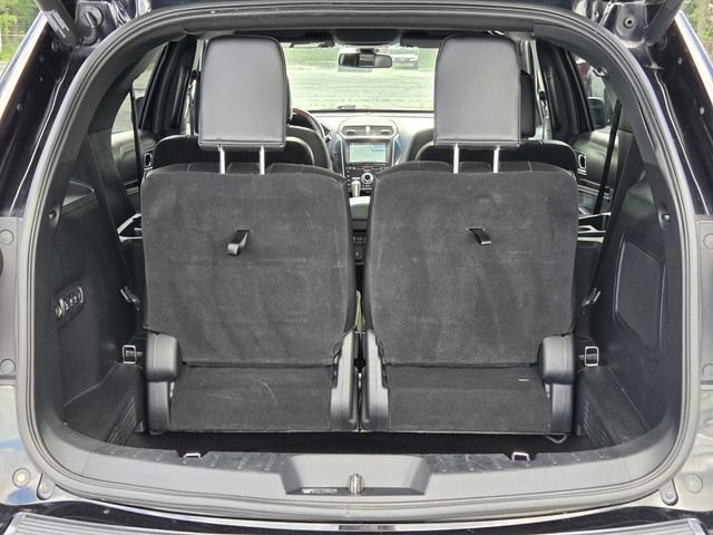 Used 2018 Ford Explorer Platinum AWD/4WD image 13