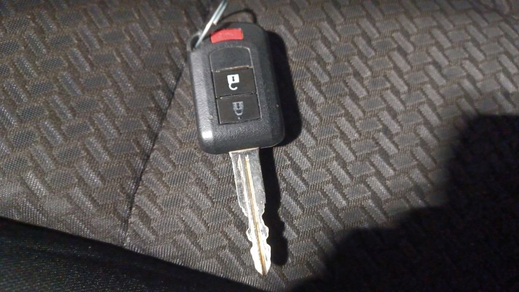 Used 2022 Mitsubishi Eclipse Cross LE image 10