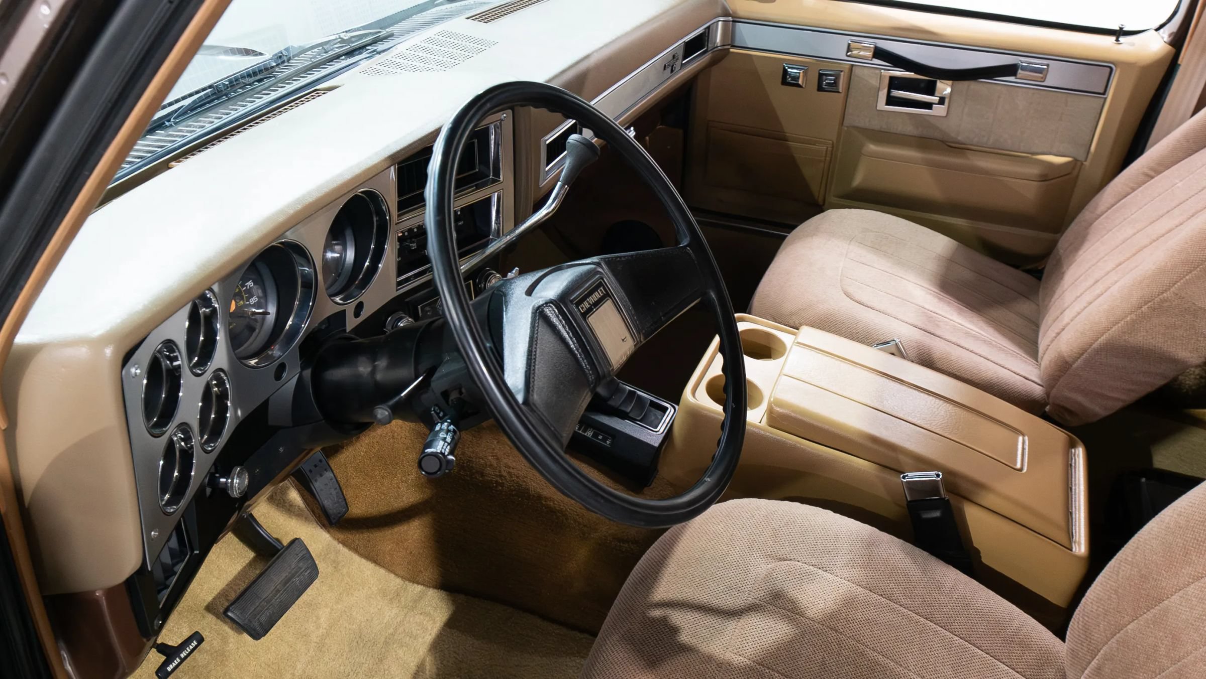 Used 1988 Chevrolet Blazer 4WD image 69