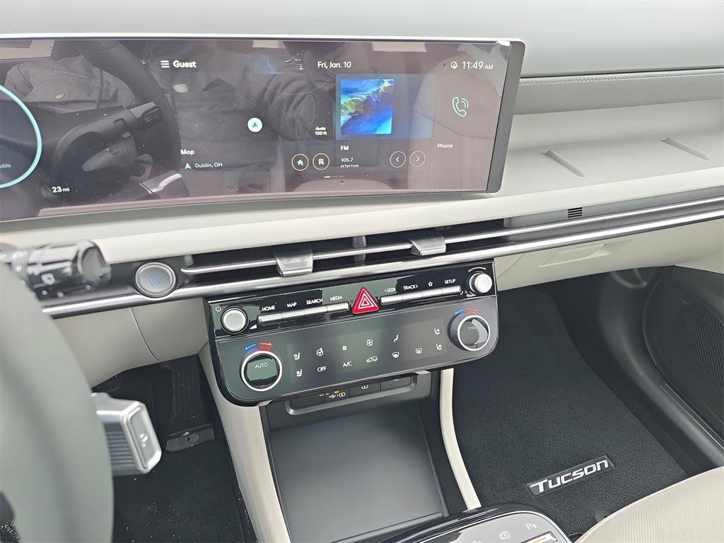 Used 2025 Hyundai Tucson Limited FWD image 20