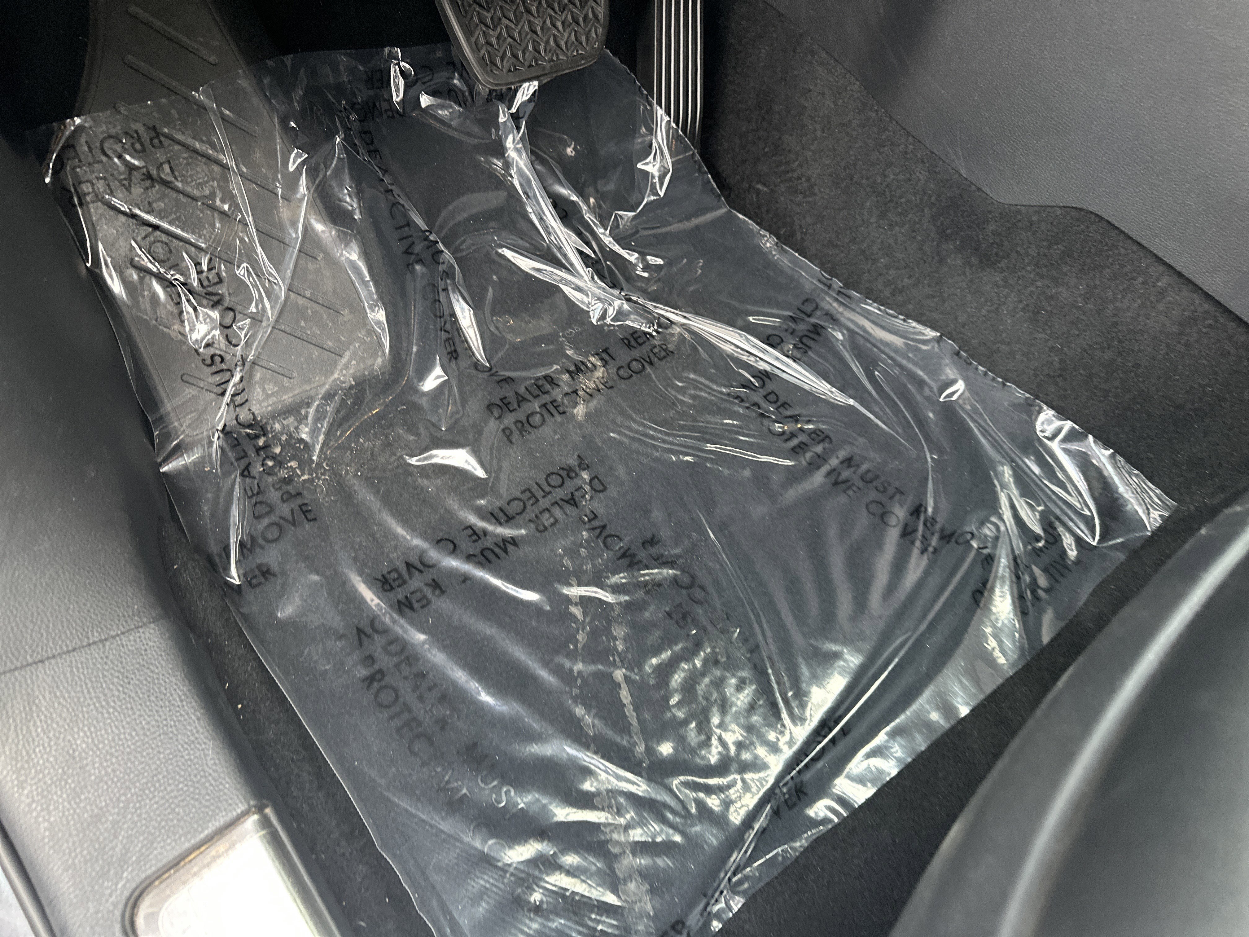 Used 2020 Toyota Highlander XLE AWD/4WD image 17