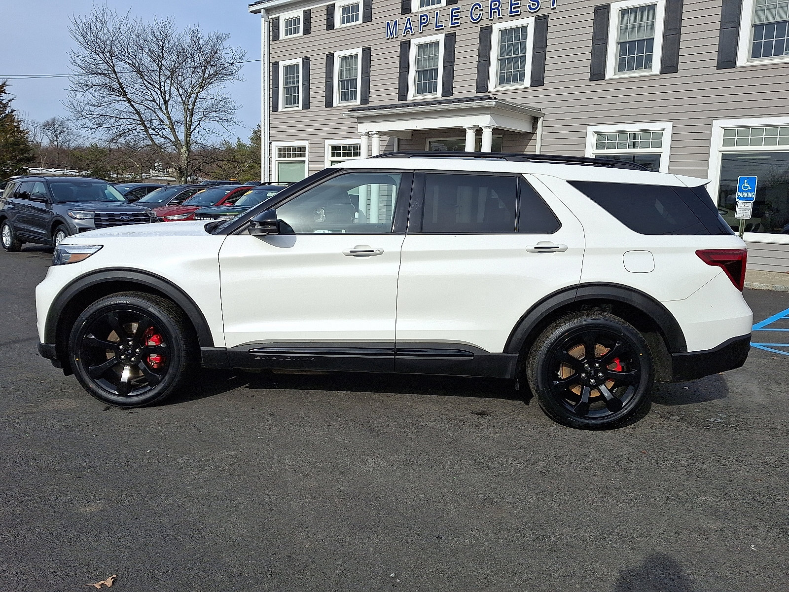 Used 2023 Ford Explorer ST w/ Equipment Group 401A image 8