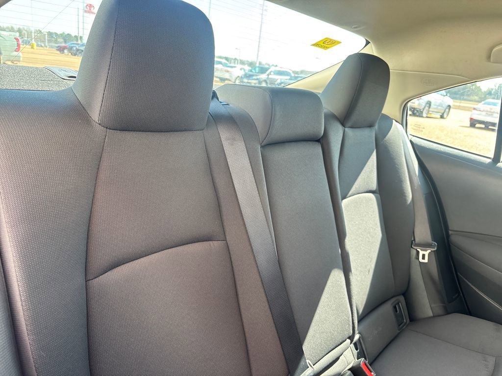 Used 2023 Toyota Corolla LE image 24
