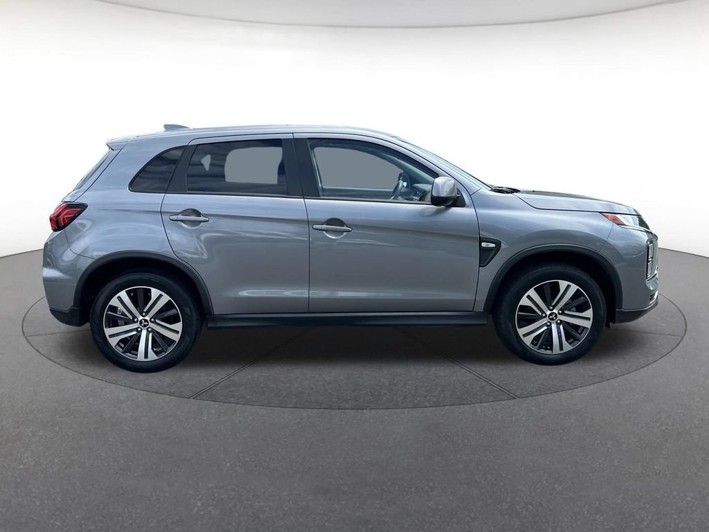 Used 2023 Mitsubishi Outlander Sport ES AWD/4WD image 7