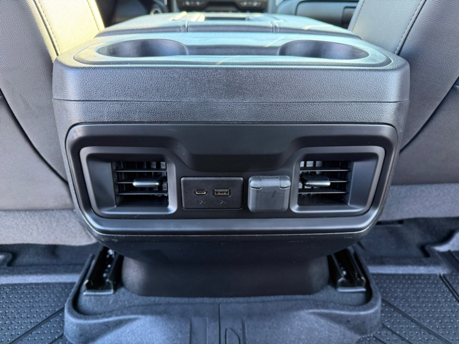 Used 2020 Chevrolet Silverado 1500 LT Trail Boss image 31