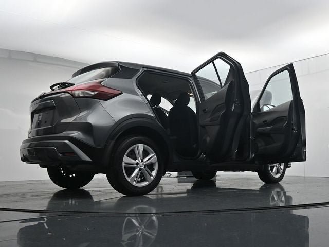 Used 2024 Nissan Kicks S FWD image 40