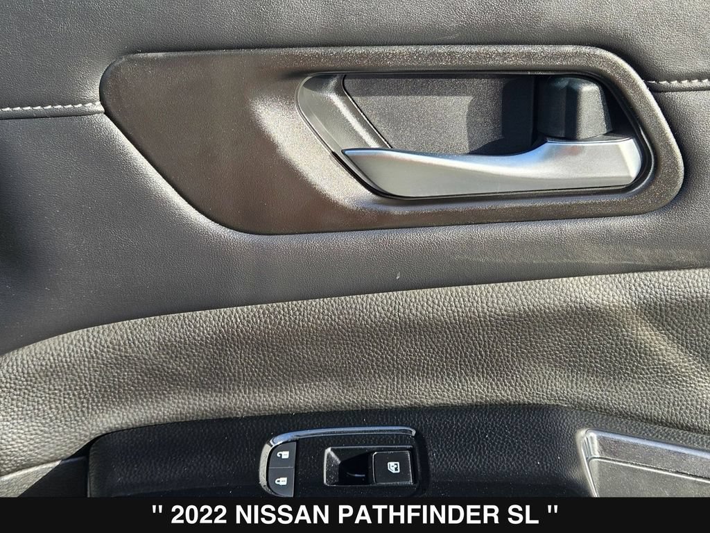 Used 2022 Nissan Pathfinder SL FWD image 36