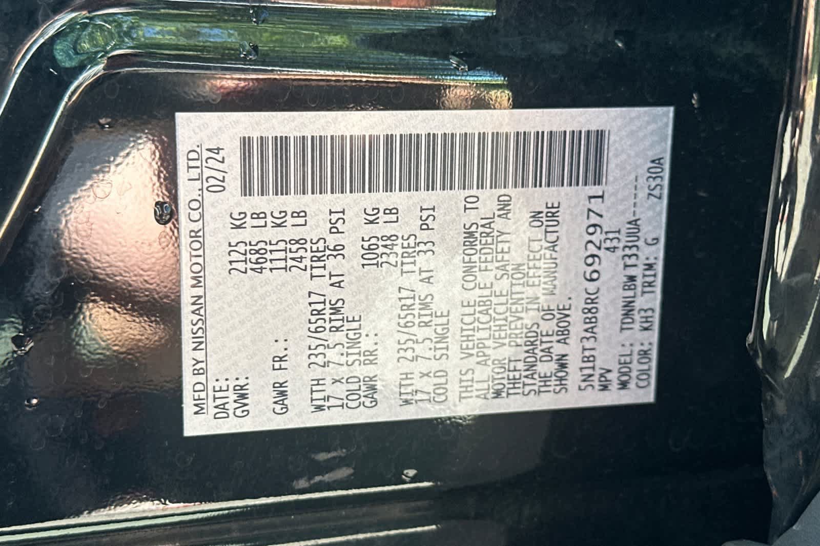 Used 2024 Nissan Rogue S AWD/4WD image 29