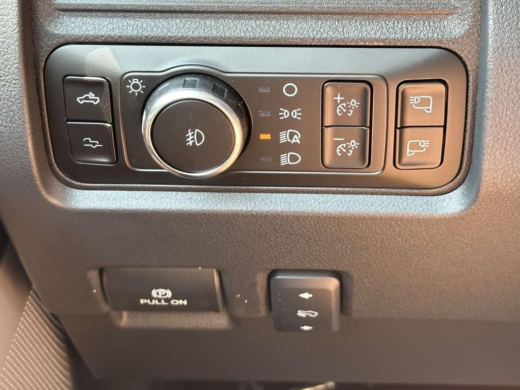 New 2026 Ford F350 Platinum AWD/4WD image 18