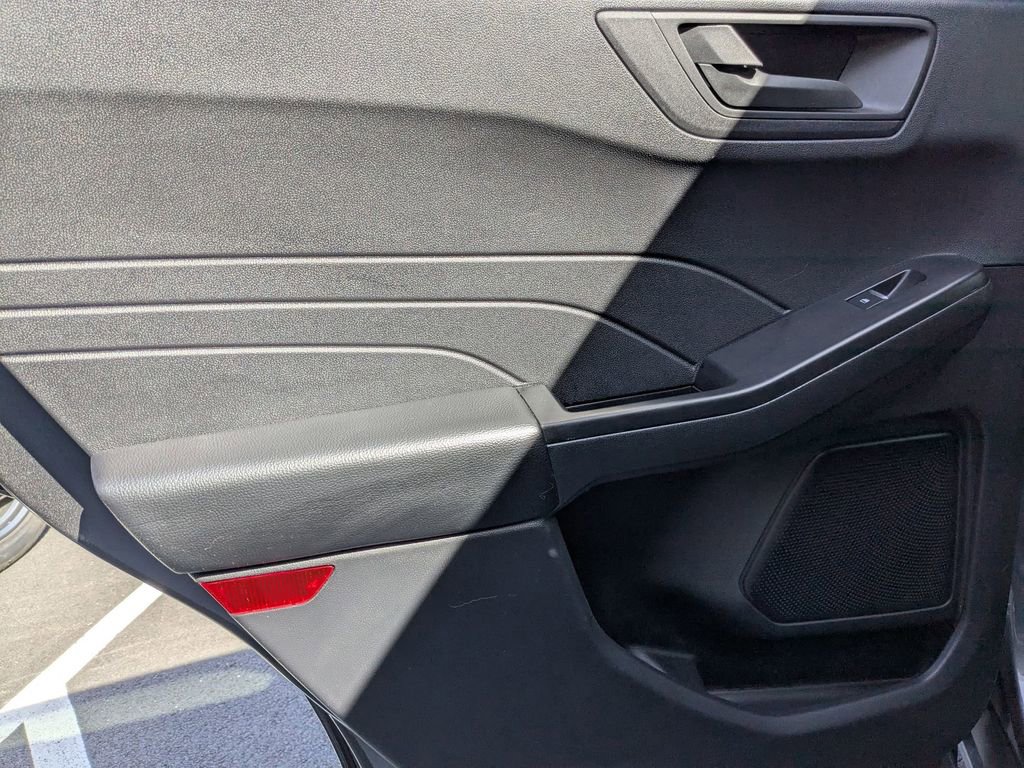 Used 2025 Ford Escape Active image 24