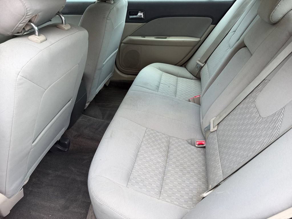 Used 2012 Ford Fusion SE FWD image 13