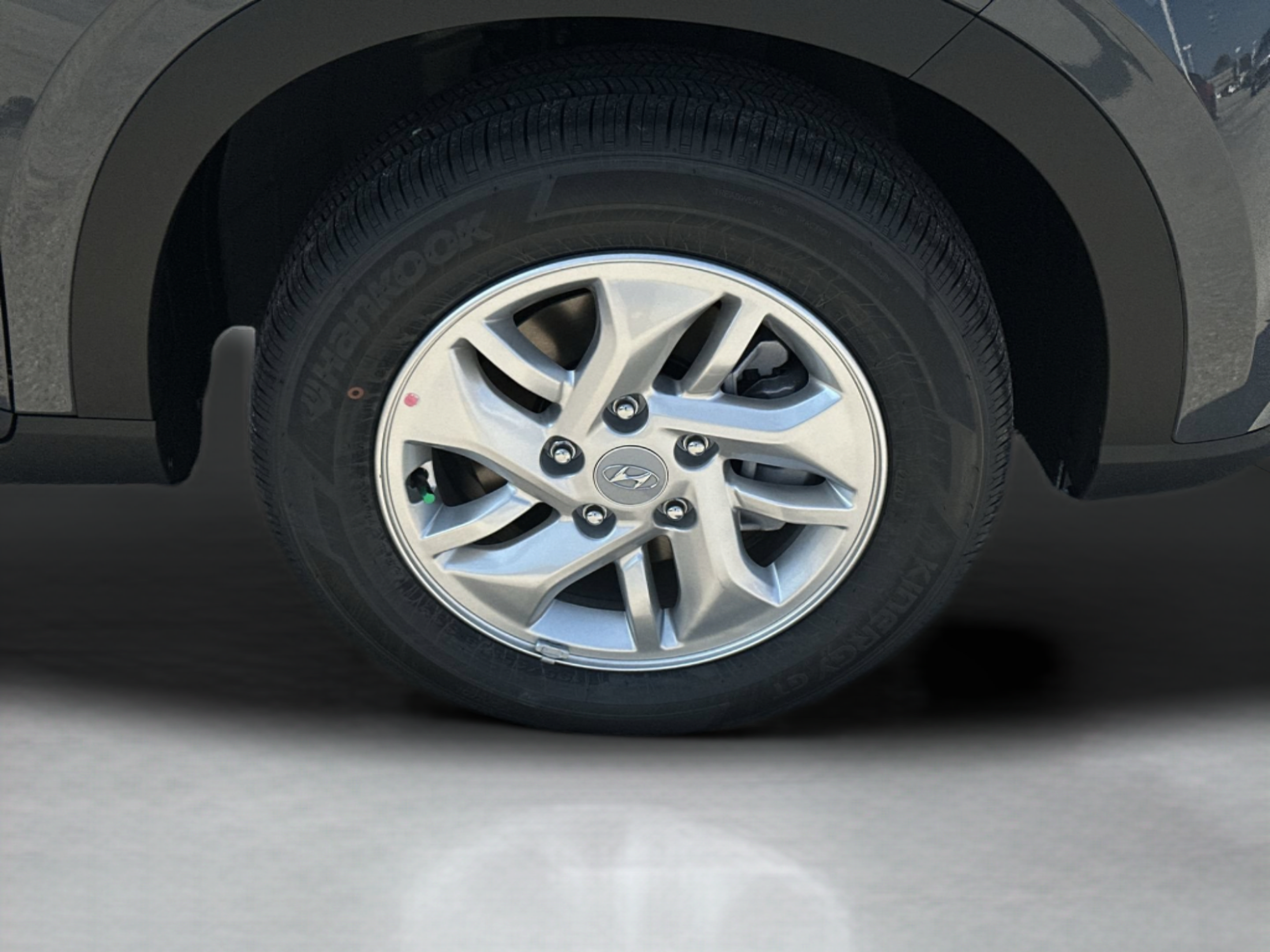 New 2026 Hyundai Venue SE FWD image 31