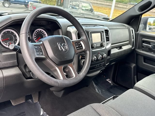 Used 2024 RAM 1500 Warlock AWD/4WD image 15