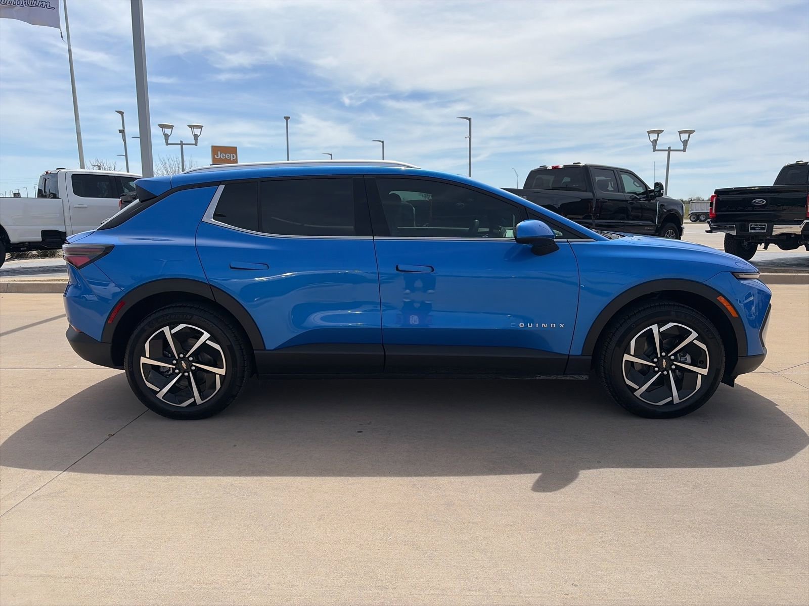 Used 2026 Chevrolet Equinox EV LT image 6