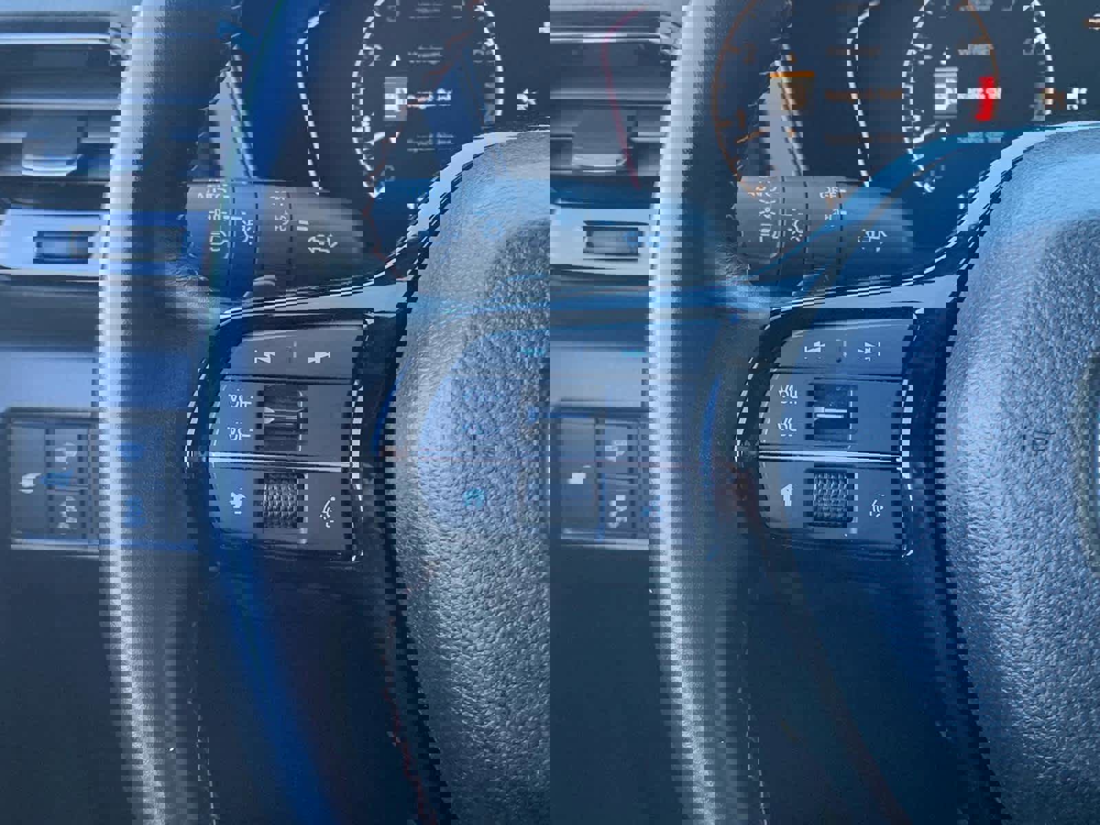 Used 2025 Honda Pilot TrailSport image 22