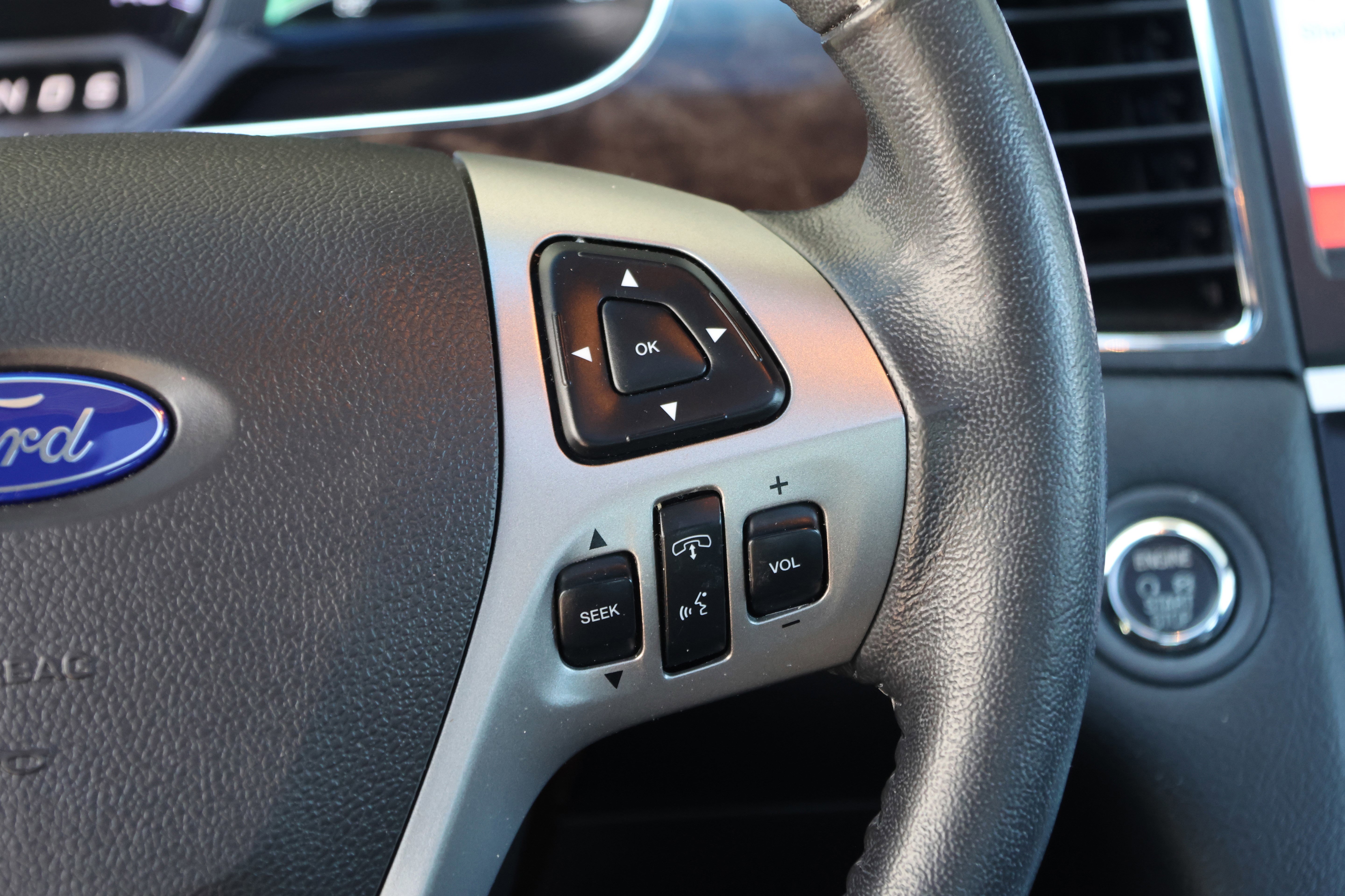 Used 2018 Ford Taurus Limited image 21