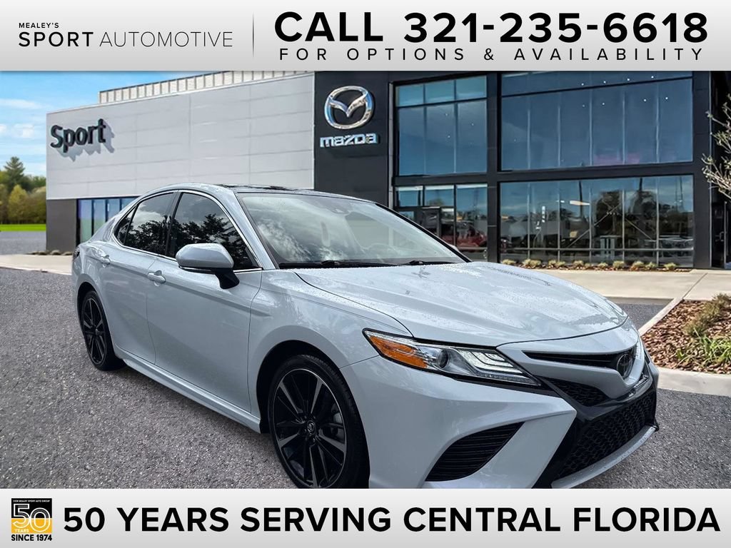 Used 2020 Toyota Camry XSE w/ Navigation Package FWD image 1