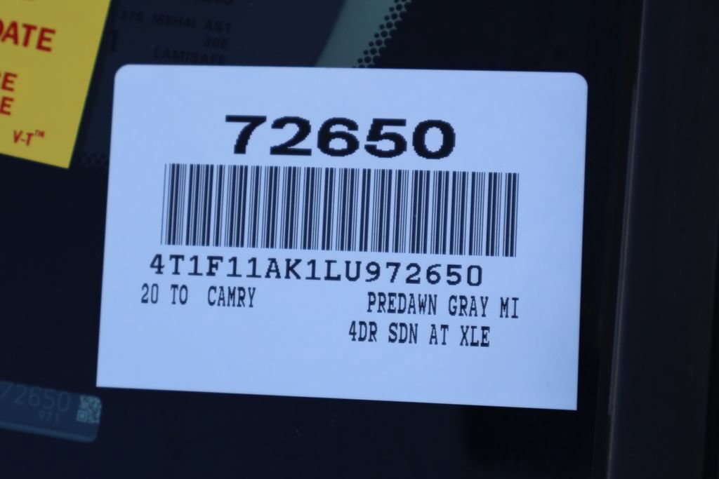 Used 2020 Toyota Camry XLE FWD image 7