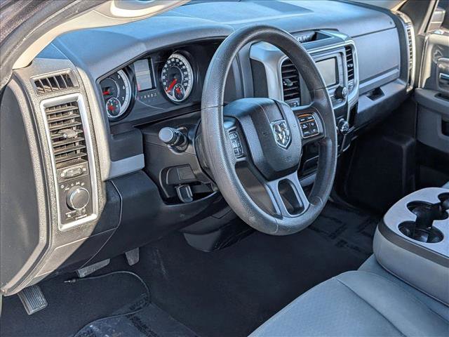 Used 2017 RAM 1500 Classic SLT image 9