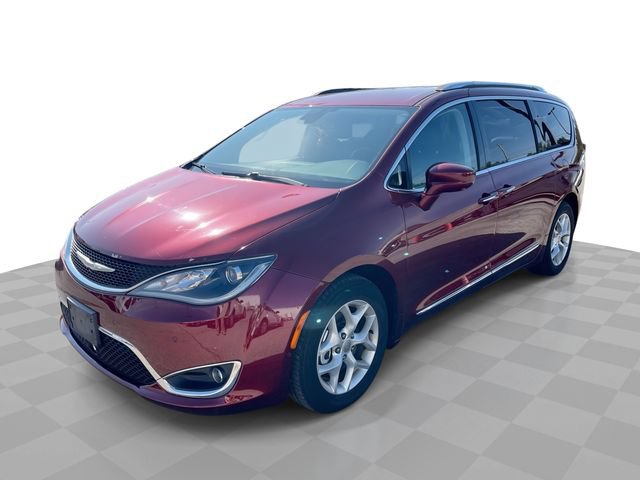 Used 2017 Chrysler Pacifica Touring-L Plus w/ Advanced Safetytec Group
