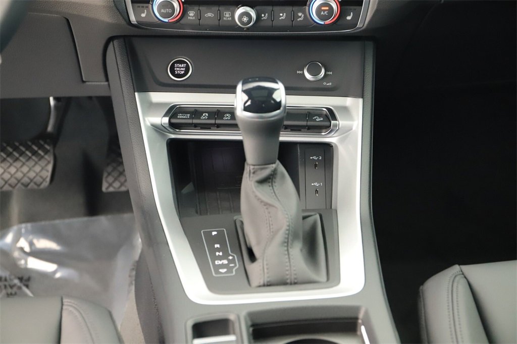 New 2025 Audi Q3 2.0T Premium image 21