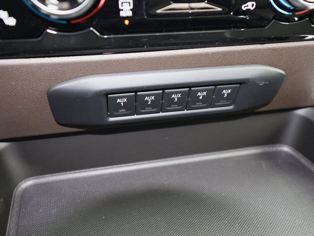 New 2026 GMC Sierra 2500 SLT w/ SLT Premium Package image 25