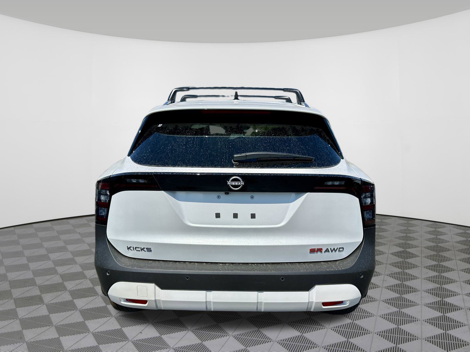 New 2026 Nissan Kicks SR w/ Cold Weather Package image 8