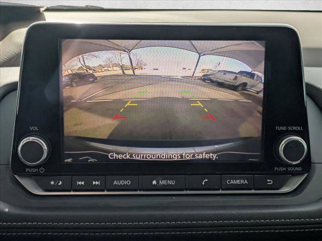 Used 2023 Nissan Rogue SV image 14