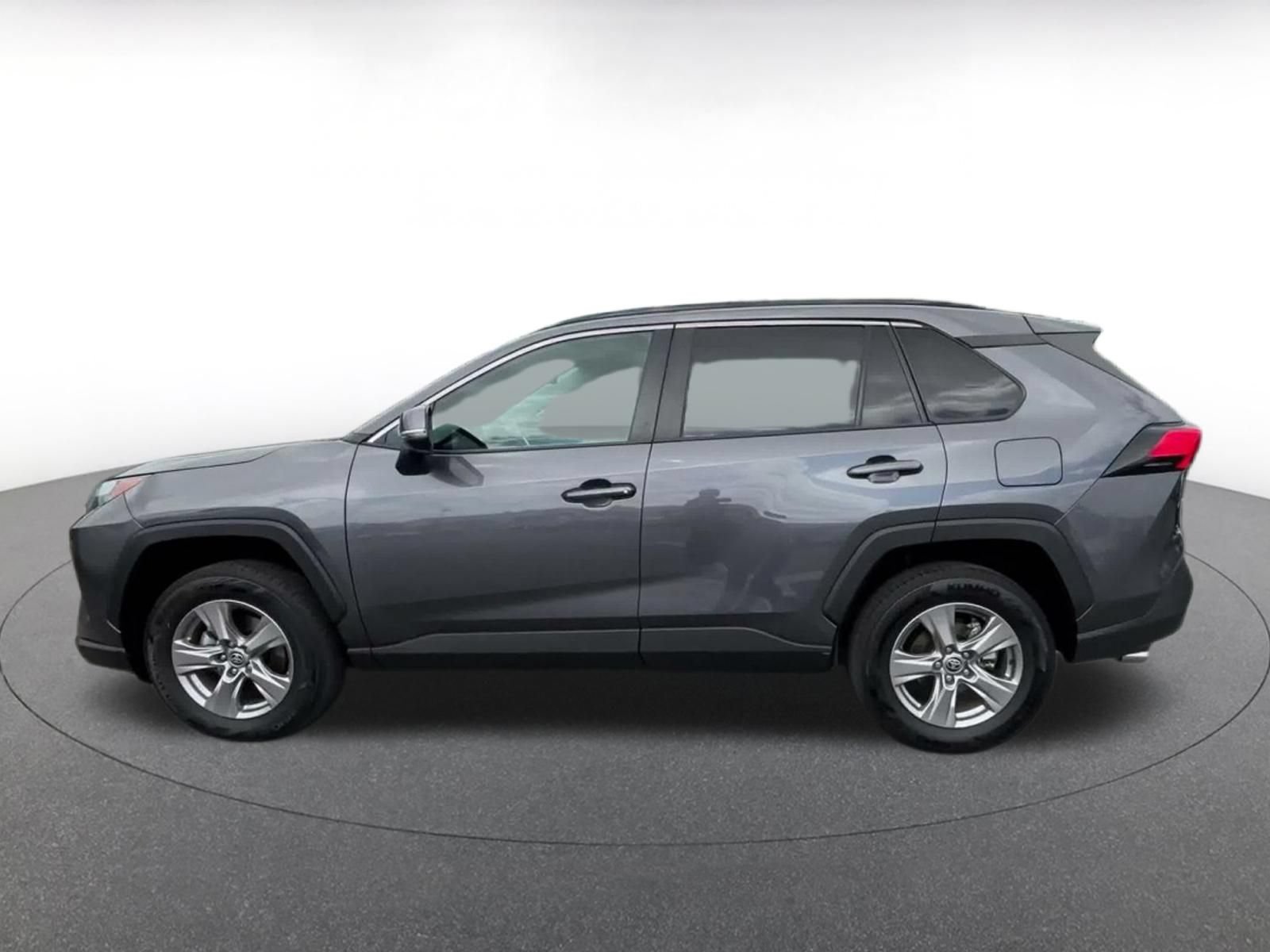 Used 2024 Toyota RAV4 XLE w/ Convenience Package AWD/4WD image 8
