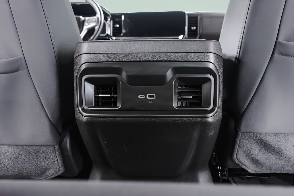 Used 2024 Chevrolet Silverado 1500 RST AWD/4WD image 28