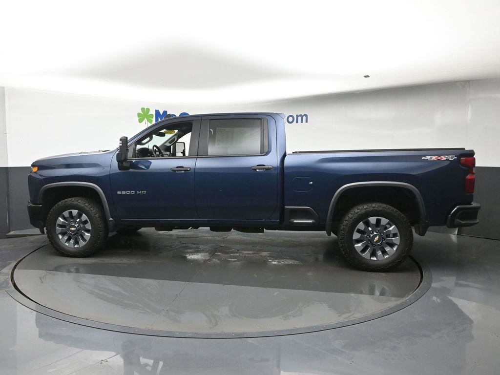 Used 2022 Chevrolet Silverado 2500 Custom w/ Custom Value Package AWD/4WD image 23