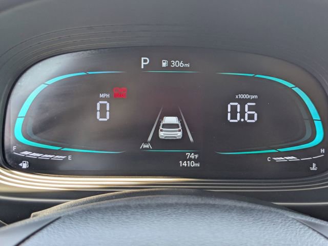 Used 2025 Hyundai Venue SE image 17