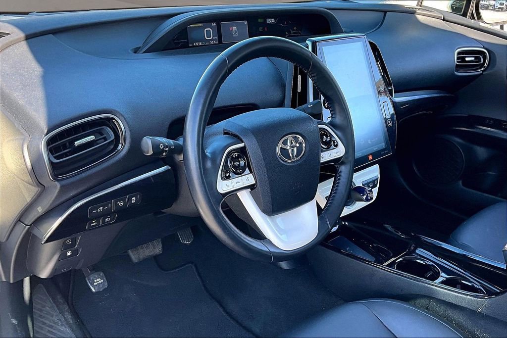 Used 2019 Toyota Prius Prime Advanced image 17