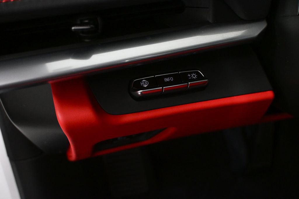 Used 2022 Chevrolet Corvette Stingray Premium Cpe w/ Z51 Performance Package image 9